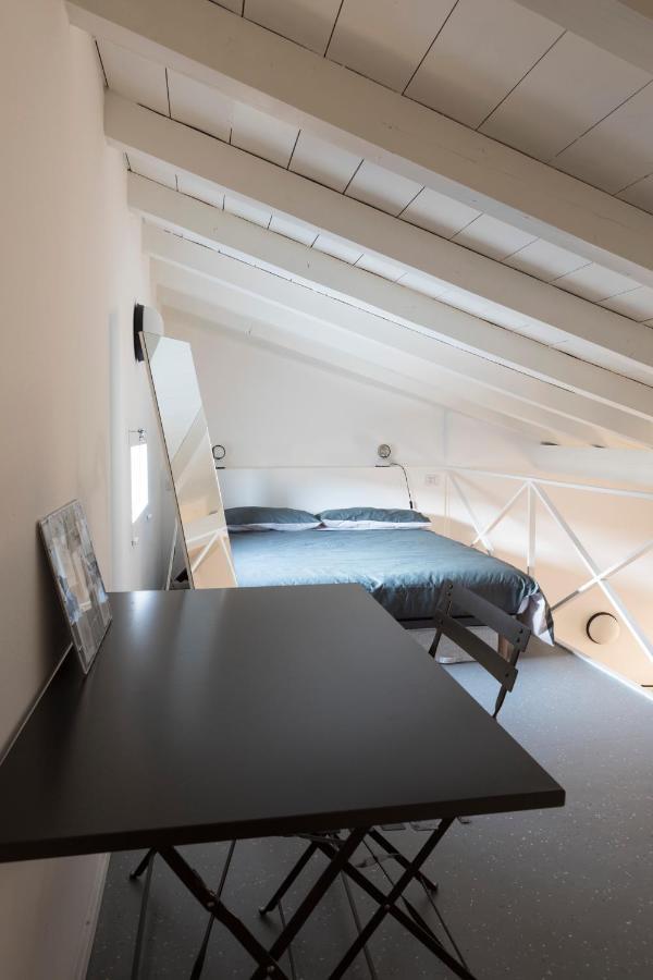 Xenia Apartments - Moderno Appartamento In Fondazione Prada Milano Esterno foto