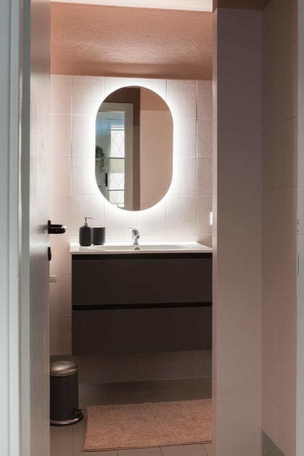 Xenia Apartments - Moderno Appartamento In Fondazione Prada Milano Esterno foto